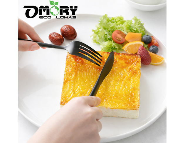 OMORY 不鏽鋼鍍鈦輕奢餐具(餐刀+餐叉)